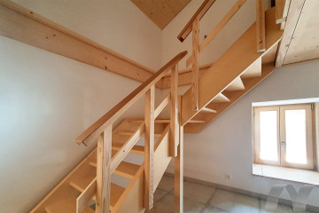 Saint-Maurice - Petit bâtiment de 2 appartements en duplex ... Image 10