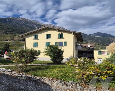 Fully - Superbe immeuble locatif de rendement avec 9 ... Image 1