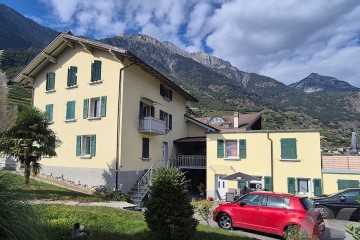 Fully - Superbe immeuble locatif de rendement avec 9 ... Image 1