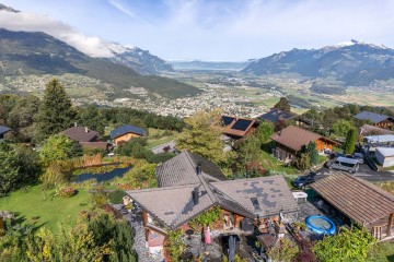 Les Giettes - Belle parcelle équipée de 691 m2 Image 1