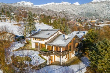 Mollens - Splendide chalet de deux appartements Image 18