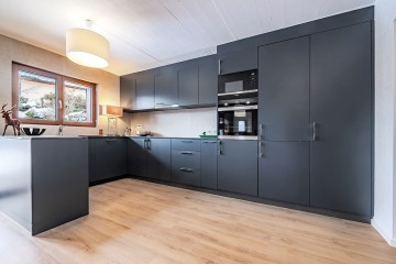 Mollens - Splendide chalet de deux appartements Image 4