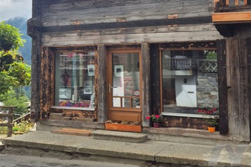Champéry - Local commercial au coeur du village Image 1